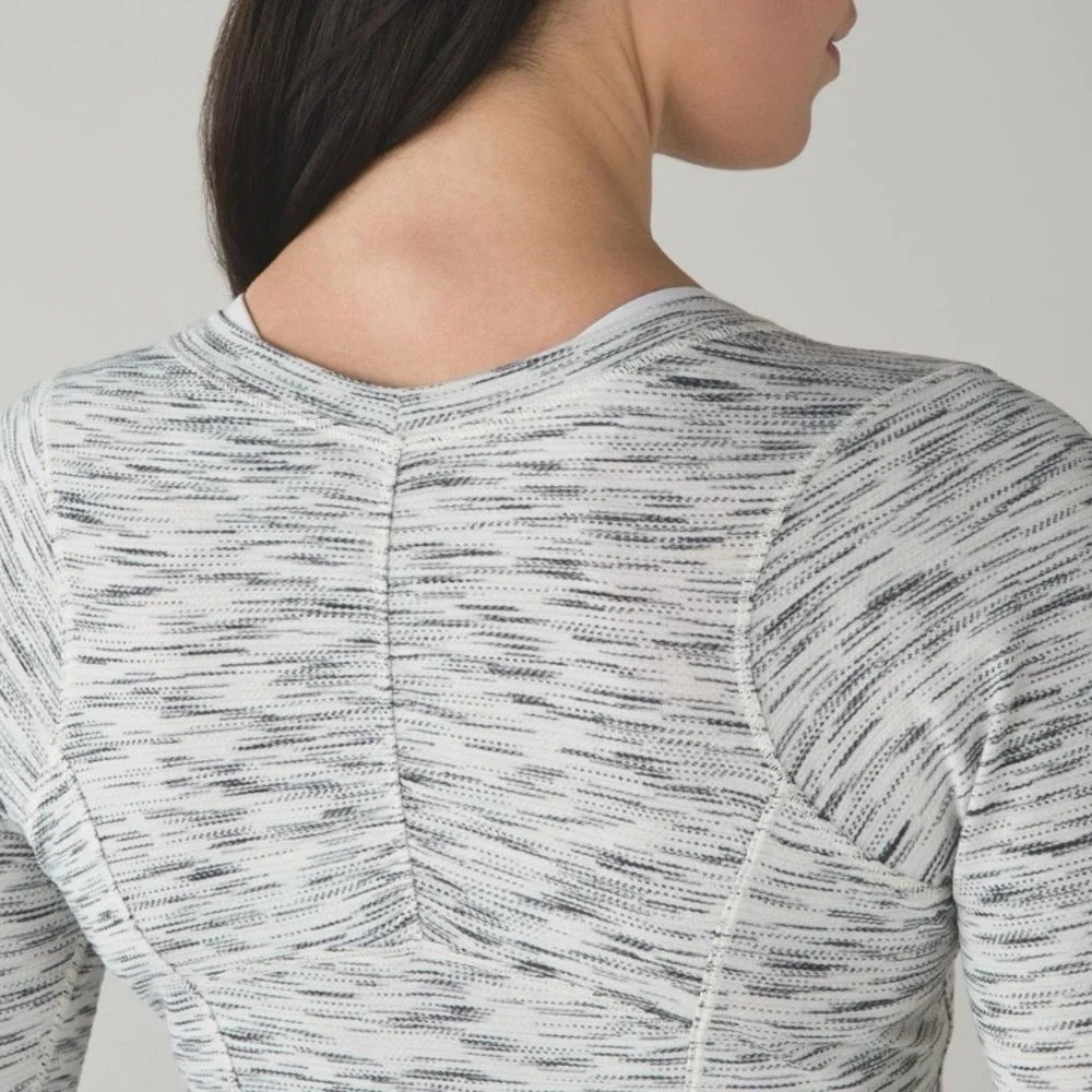 Lululemon 5 Mile Long Sleeve, Tiger Space Dye Black White